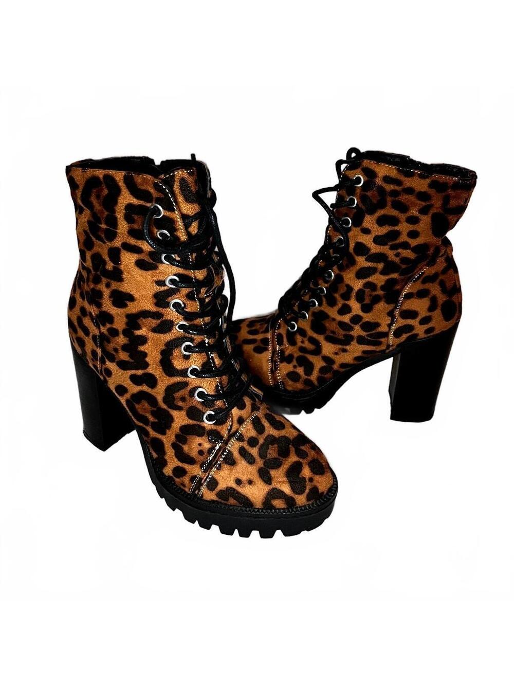 Hot Topic Women's Leopard Print Heeled Lace-Up Boots Size 8